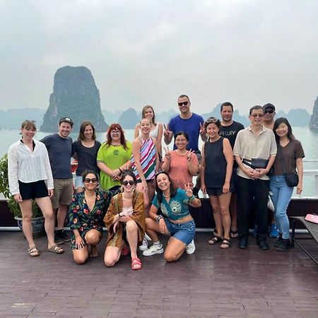 De Charm Ha Long Hotel エクステリア 写真
