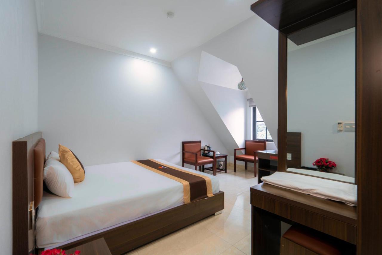 De Charm Ha Long Hotel エクステリア 写真