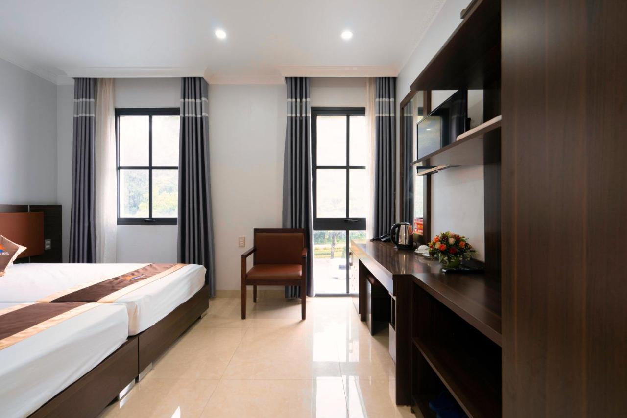 De Charm Ha Long Hotel エクステリア 写真